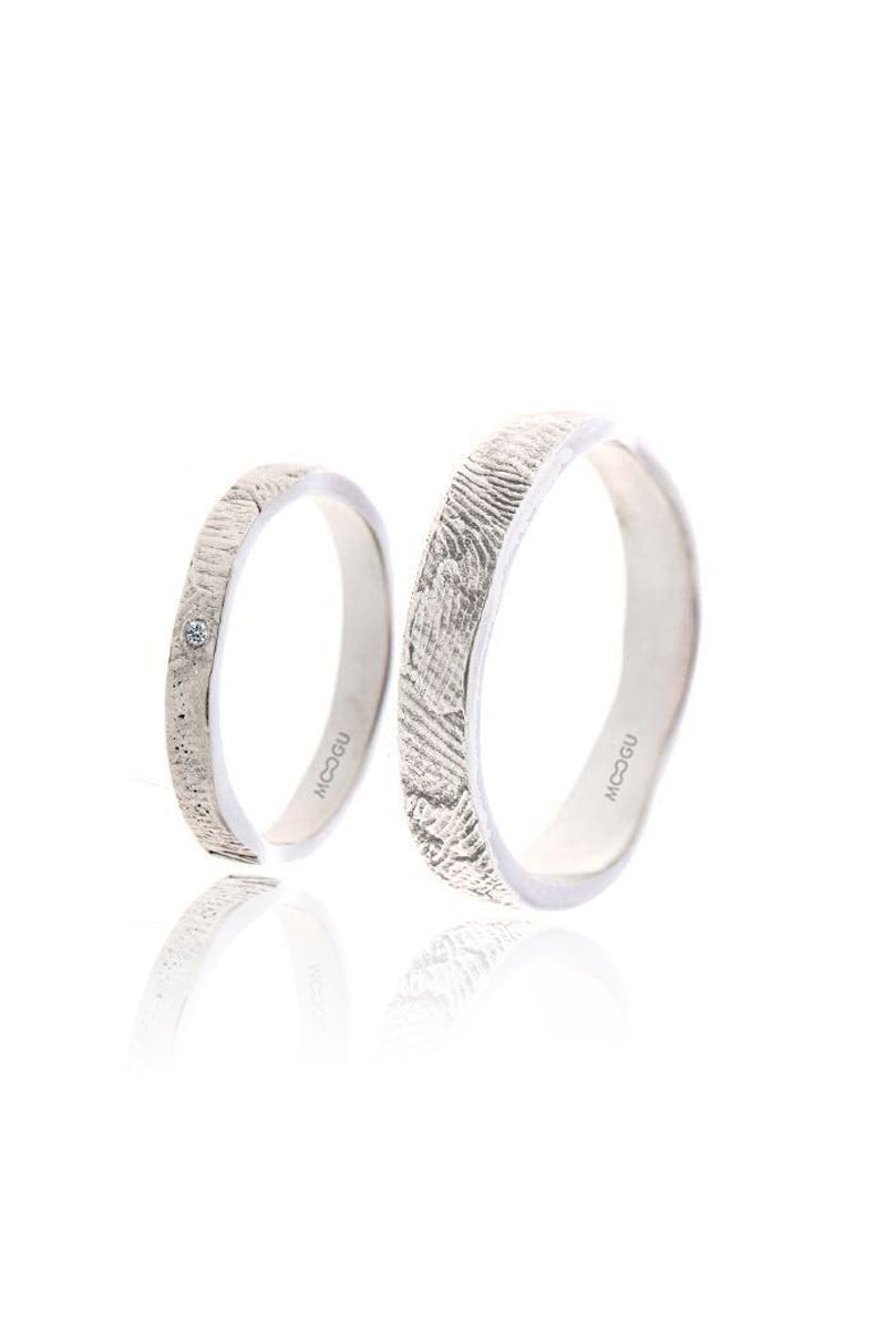 Wave Finger Print Gold Rings