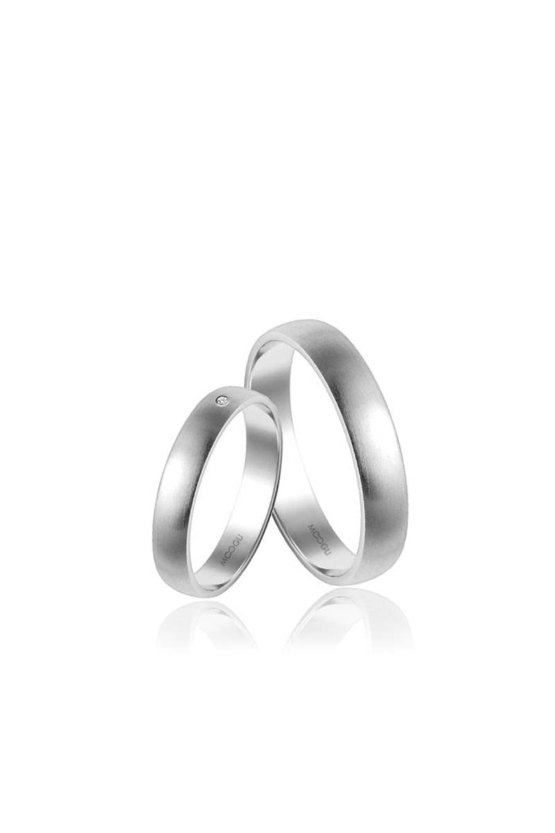 One Sparkle Gold Rings