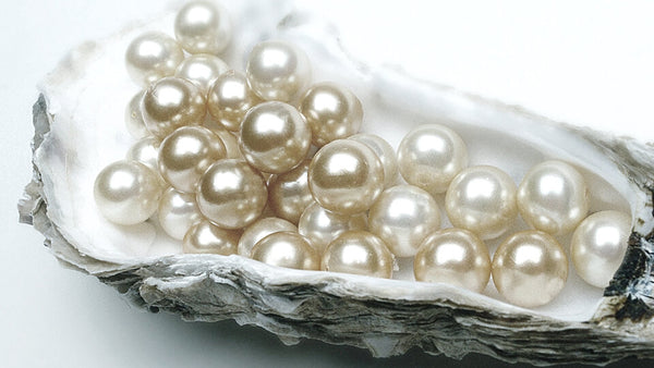 Bijuteriile cu perle: de la scrierile legendare, la democratizare