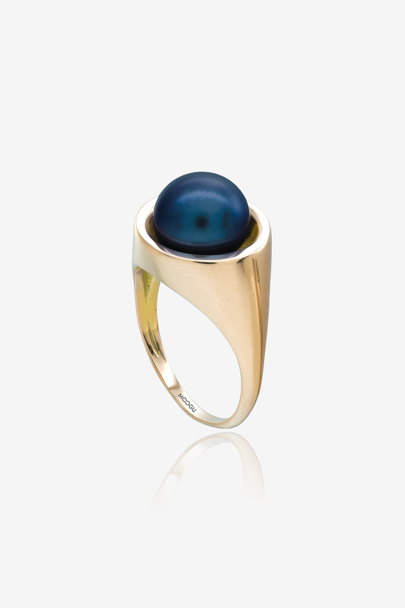 Tahiti Pearl Signet Ring