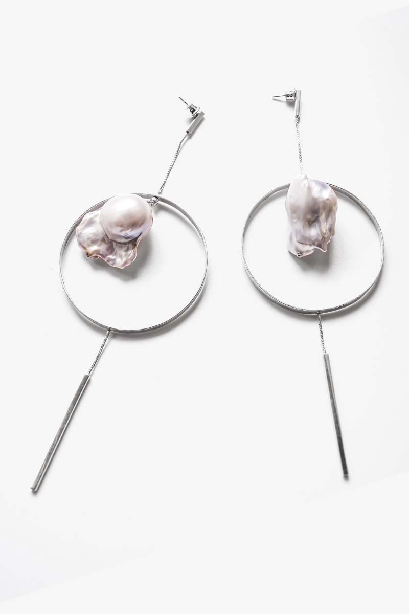 Round Pearl Earrings