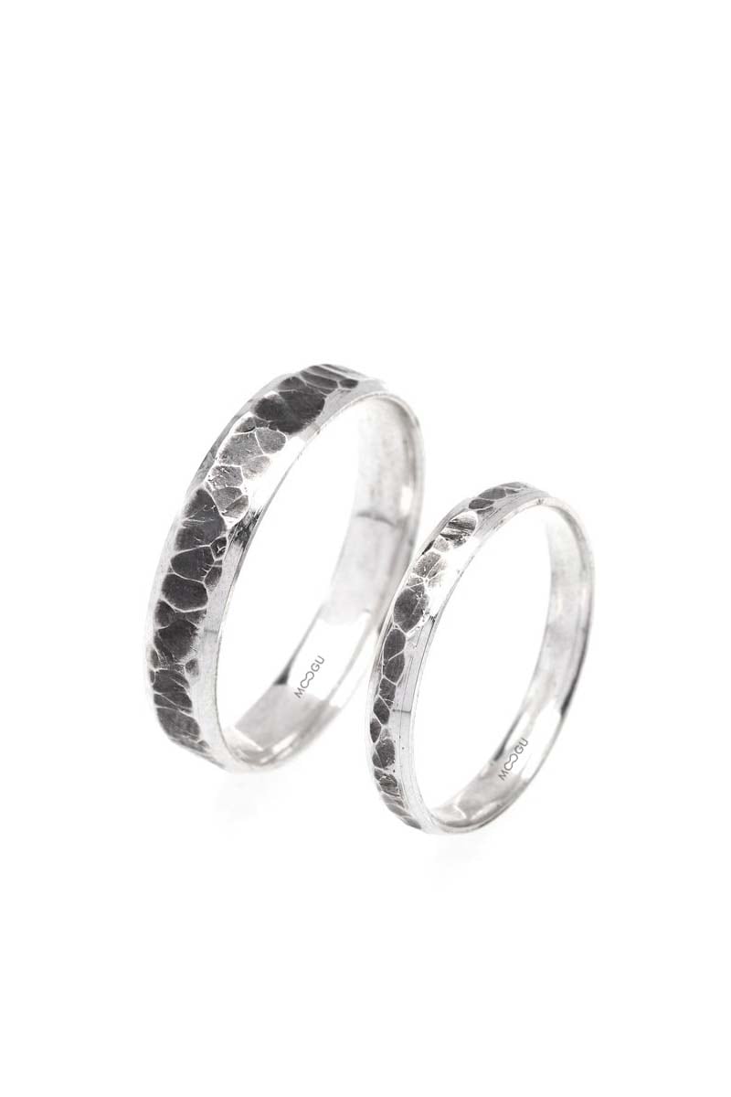 Reflexion Wedding Bands