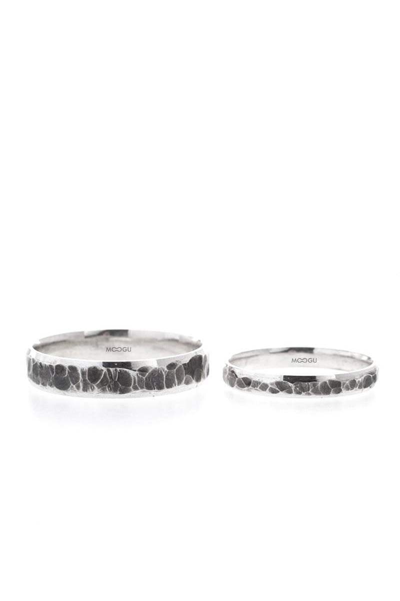 Reflexion Wedding Bands