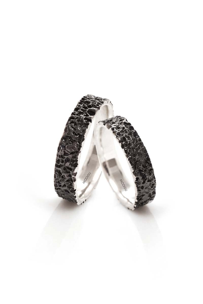 Black Sand Print Wedding Bands